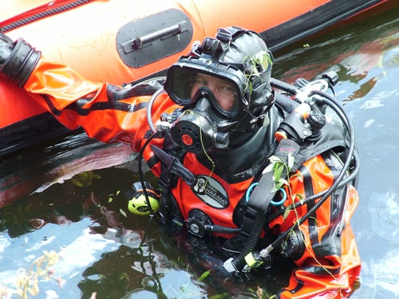 Dry Suit Diving, Dry Suit Diving Trainer