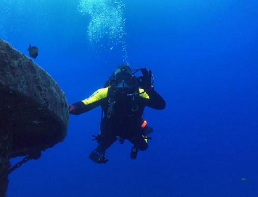 Marine Diving Service - Salvage Diver - Recovery Diving - Salvage