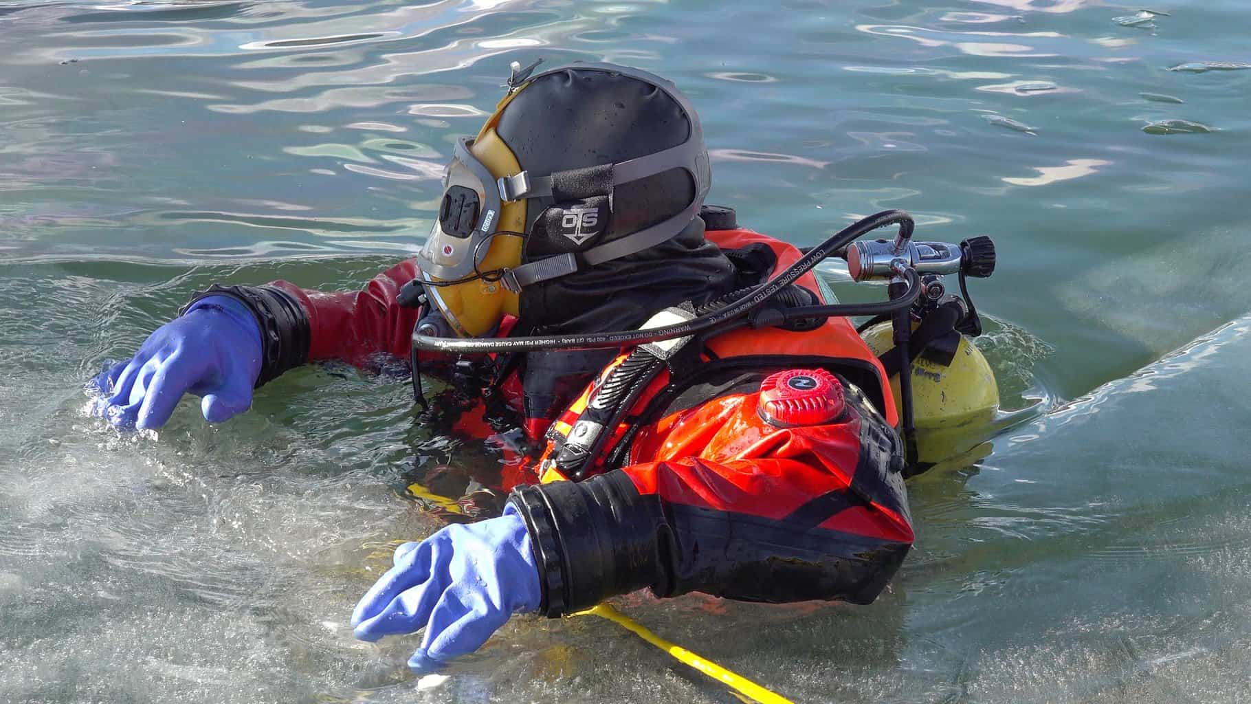 drysuit diving, Dry Suit Diving